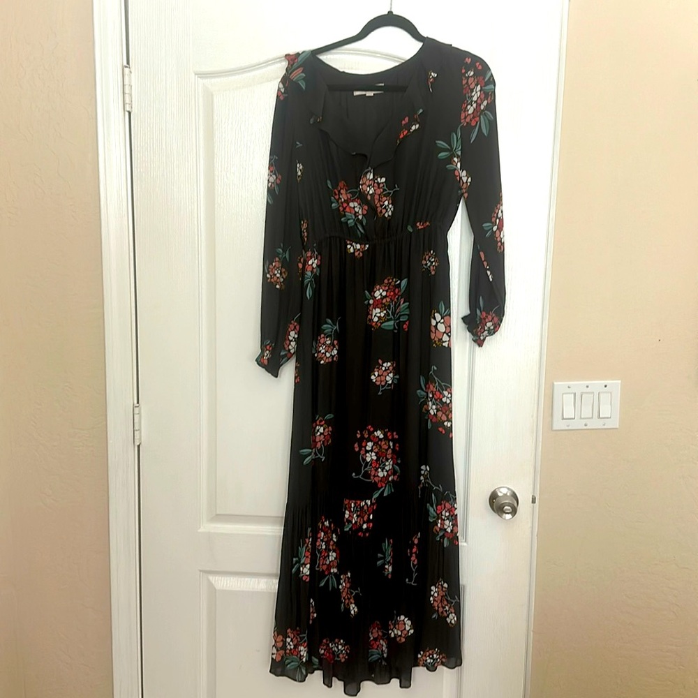 LOFT long sleeve lines maxi dress medium